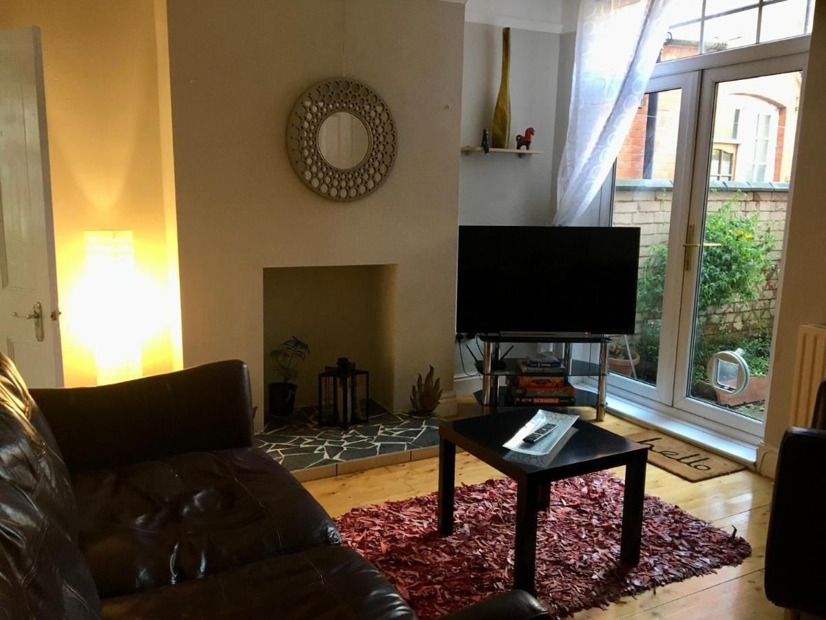 Lavender Apartment Leicester Extérieur photo